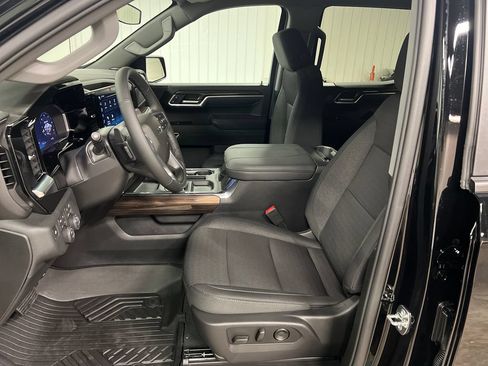 New 2026 Chevrolet Silverado 1500 RST AWD/4WD image 12