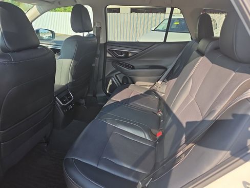 Used 2023 Subaru Outback Limited image 16