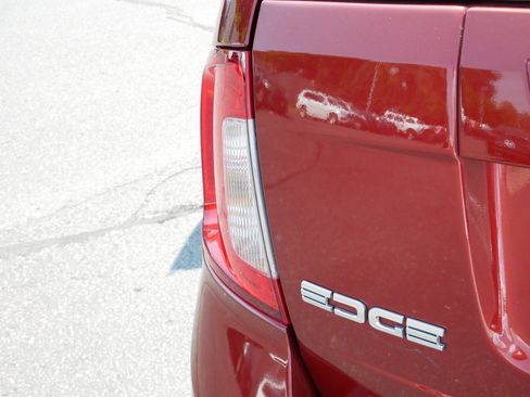 Used 2014 Ford Edge SEL w/ Equipment Group 205A FWD image 17