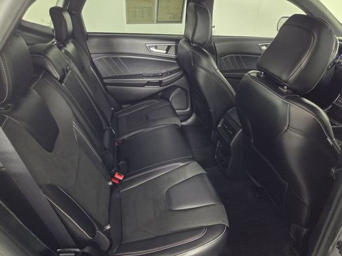Used 2020 Ford Edge ST AWD/4WD image 29