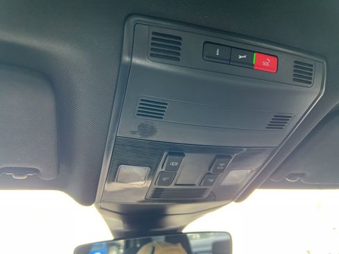 Used 2025 Volkswagen Jetta Sport image 24