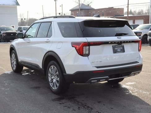 New 2026 Ford Explorer Active w/ Active Comfort Package image 18