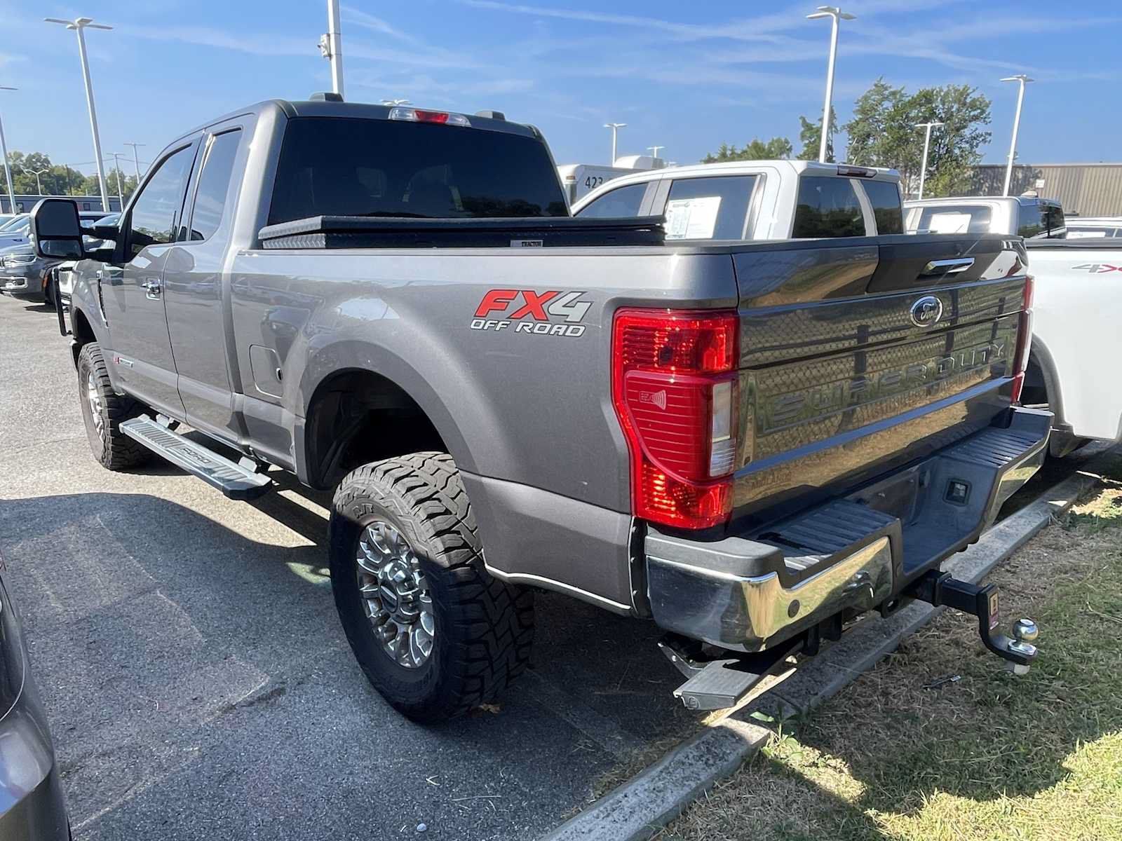 Used 2022 Ford F250 XLT w/ XLT Premium Package AWD/4WD image 4