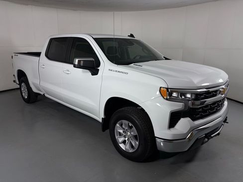 Used 2026 Chevrolet Silverado 1500 LT w/ Protection Package AWD/4WD image 2