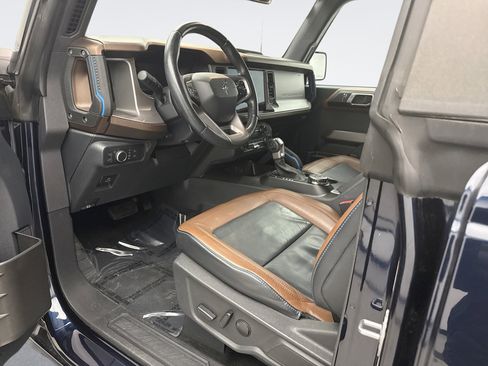 Used 2021 Ford Bronco Outer Banks image 10