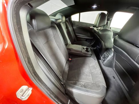 Used 2019 Dodge Charger Scat Pack w/ Plus Group image 28