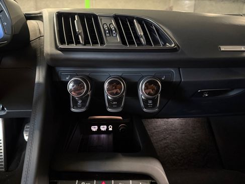 Used 2023 Audi R8 V10 performance image 45