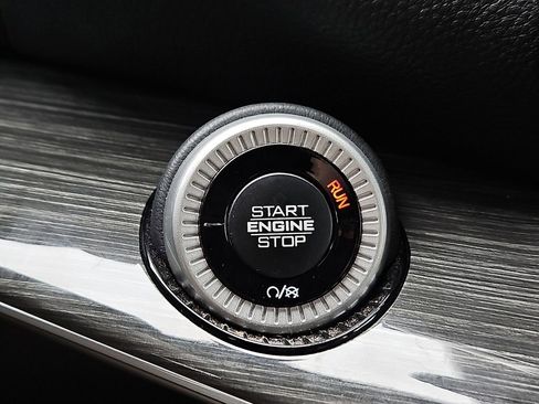 Used 2022 Jeep Wagoneer Series II image 25