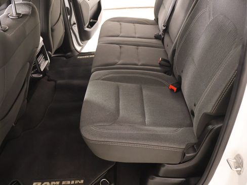 Used 2019 RAM 1500 Big Horn AWD/4WD image 13