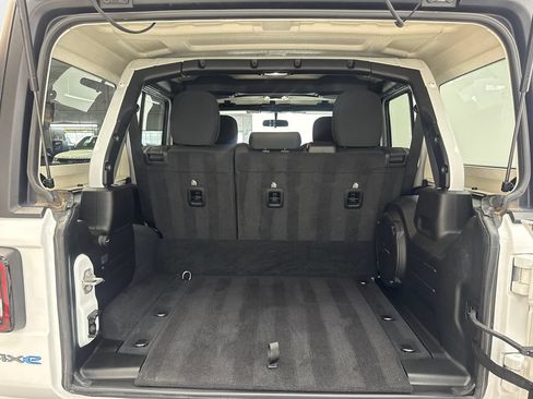 Used 2023 Jeep Wrangler Unlimited AWD/4WD image 81
