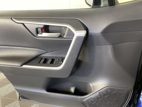Used 2024 Toyota RAV4 SE AWD/4WD image 23