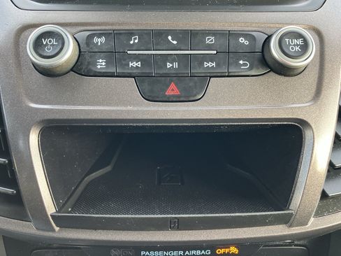 Used 2020 Ford Transit Connect XL FWD image 20