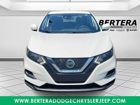 Used 2020 Nissan Rogue Sport S AWD/4WD image 2