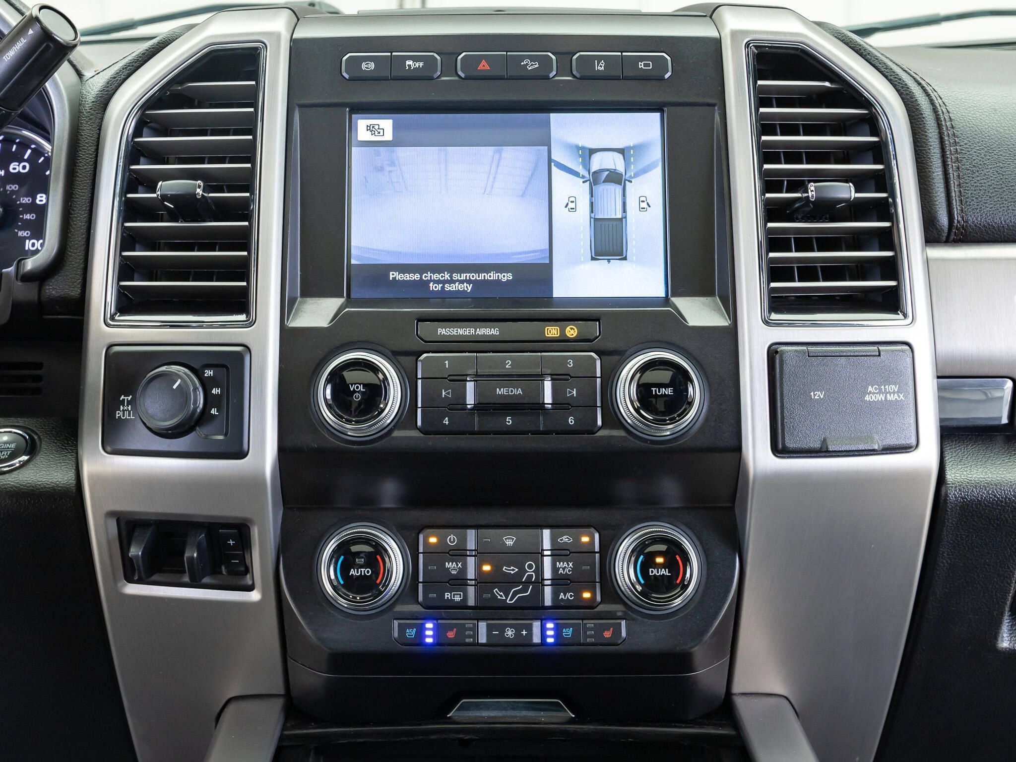 Used 2019 Ford F250 Platinum w/ Platinum Ultimate Package AWD/4WD image 24