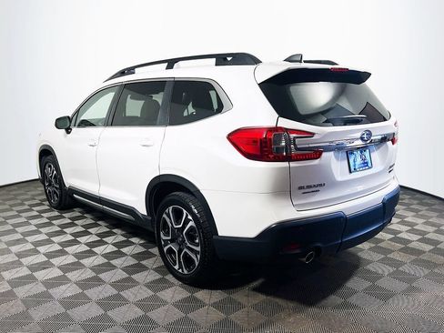 Used 2023 Subaru Ascent Limited AWD/4WD image 5