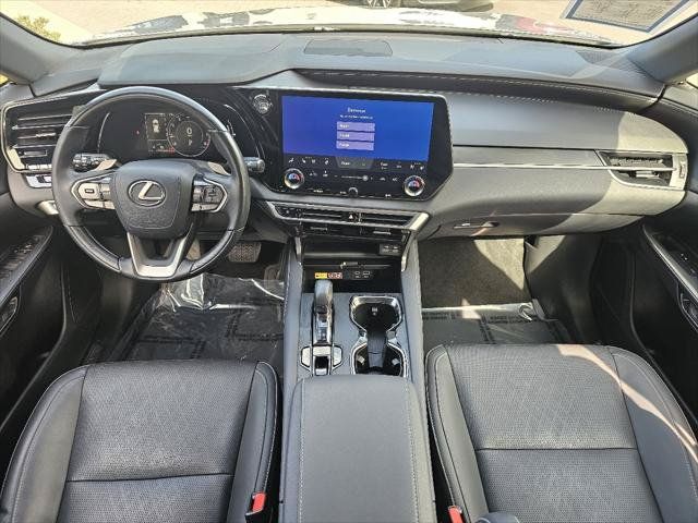 Used 2023 Lexus RX 350 Premium Plus w/ Accessory Package (Z1) FWD image 4