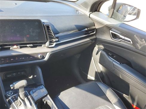 Certified 2023 Kia Sportage X-Line w/ X-Line Premium Package image 15