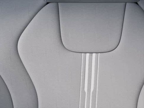 New 2025 Hyundai Elantra Sport image 15