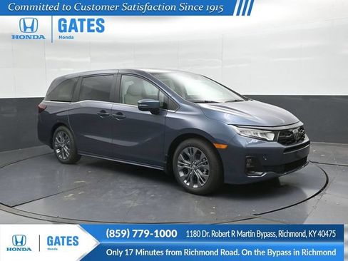 Used 2026 Honda Odyssey Touring image 1