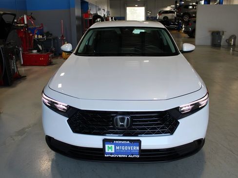 Used 2023 Honda Accord LX image 2
