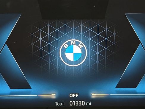 Used 2024 BMW 430i xDrive Convertible w/ M Sport Package AWD/4WD image 17