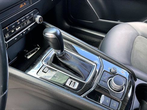Used 2021 MAZDA CX-5 Touring FWD image 18