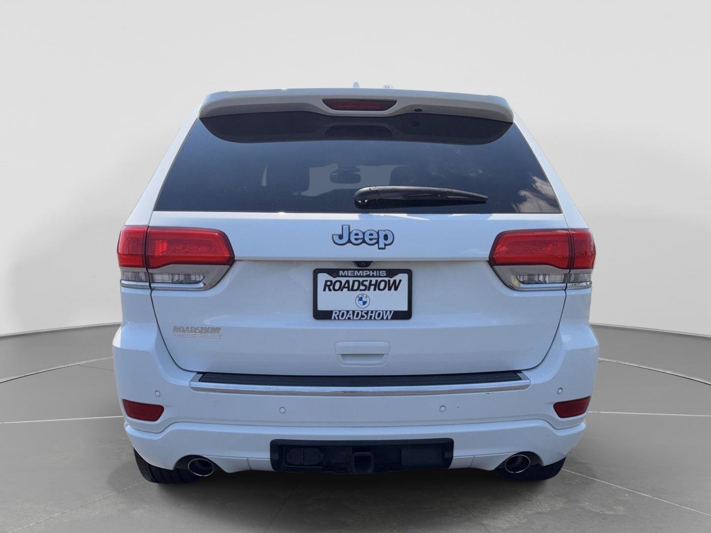 Used 2018 Jeep Grand Cherokee Overland w/ Trailer Tow Group IV RWD image 4