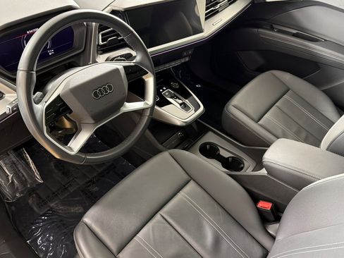 Certified 2023 Audi Q4 e-tron Premium Plus w/ Premium Plus AWD/4WD image 9