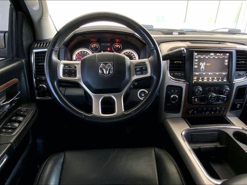 Used 2018 RAM 2500 Laramie w/ Off Road Package AWD/4WD image 6