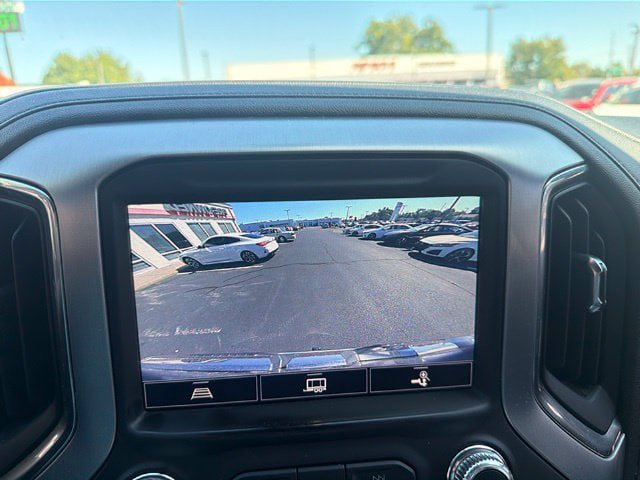 Used 2021 GMC Sierra 1500 SLT w/ SLT Premium Package AWD/4WD image 17