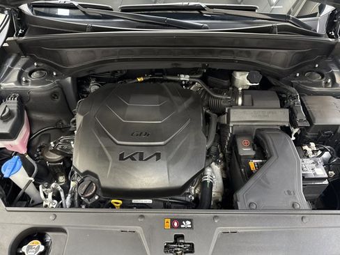 Used 2024 Kia Telluride SX w/ Towing Package image 37