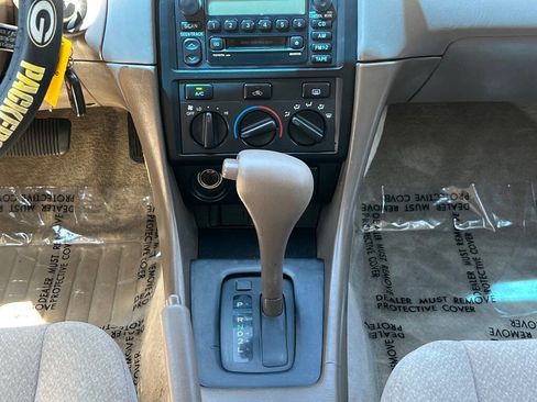Used 2000 Toyota Camry LE image 13