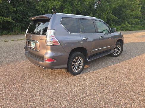 Used 2016 Lexus GX 460 Luxury w/ Preferred Accessory Package AWD/4WD image 16
