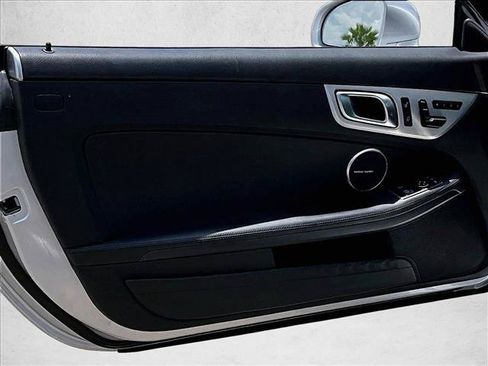 Used 2012 Mercedes-Benz SLK 350 image 17