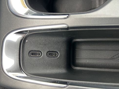 New 2026 Chevrolet Equinox EV LT image 12