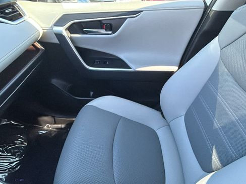 Used 2025 Toyota RAV4 Limited w/ Advanced Technology Package AWD/4WD image 12