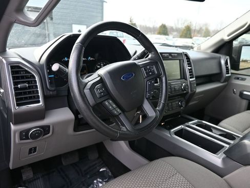 Used 2015 Ford F150 XLT w/ Equipment Group 302A Luxury image 15