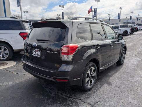 Used 2018 Subaru Forester 2.5i Premium image 3