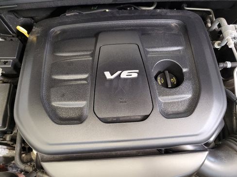 Used 2018 Jeep Grand Cherokee Limited AWD/4WD image 30
