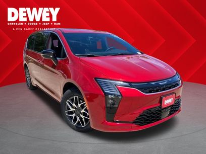 New 2027 Chrysler Pacifica Limited w/ Family Tech Group