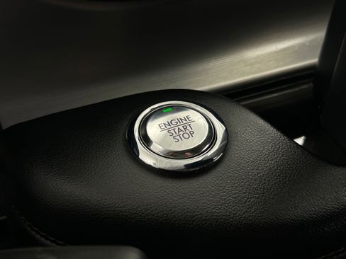 Used 2023 Lincoln Aviator AWD image 11