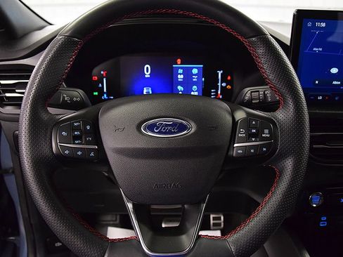 Used 2023 Ford Escape ST-Line w/ Tech Pack #1 AWD/4WD image 18