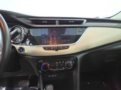Used 2022 Buick Encore GX Preferred w/ Cold Weather Comfort Package FWD image 20