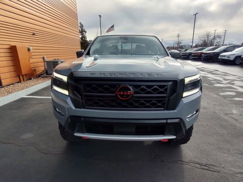 Used 2022 Nissan Frontier PRO-4X image 8