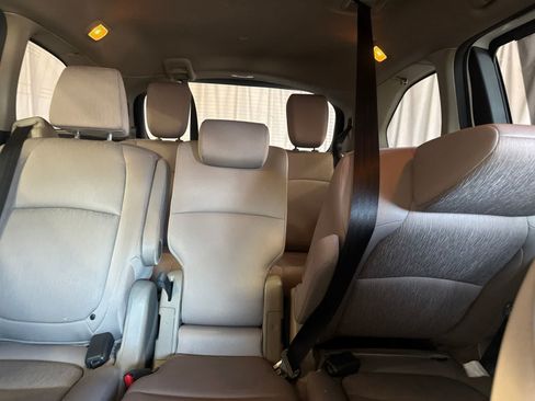 Used 2018 Honda Odyssey EX image 19