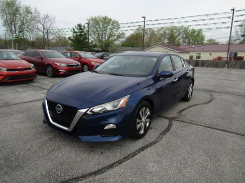 Used 2020 Nissan Altima 2.5 S FWD image 3