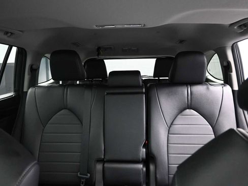 Used 2024 Toyota Highlander XLE image 14