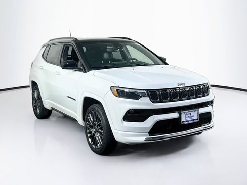 Used 2023 Jeep Compass High Altitude AWD/4WD image 3