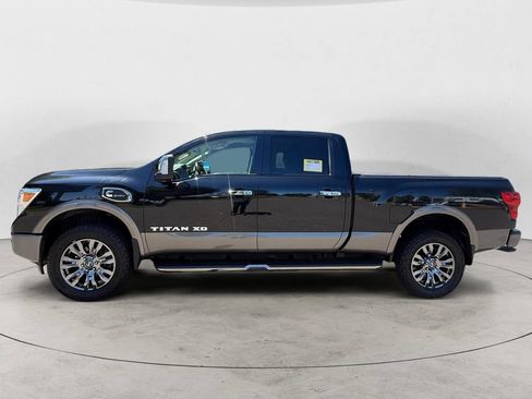 Used 2019 Nissan Titan Platinum Reserve w/ Platinum Utility Package AWD/4WD image 2