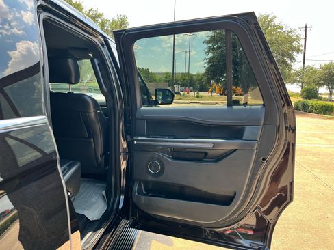 Used 2019 Ford Expedition Max XLT w/ Equipment Group 201A image 14